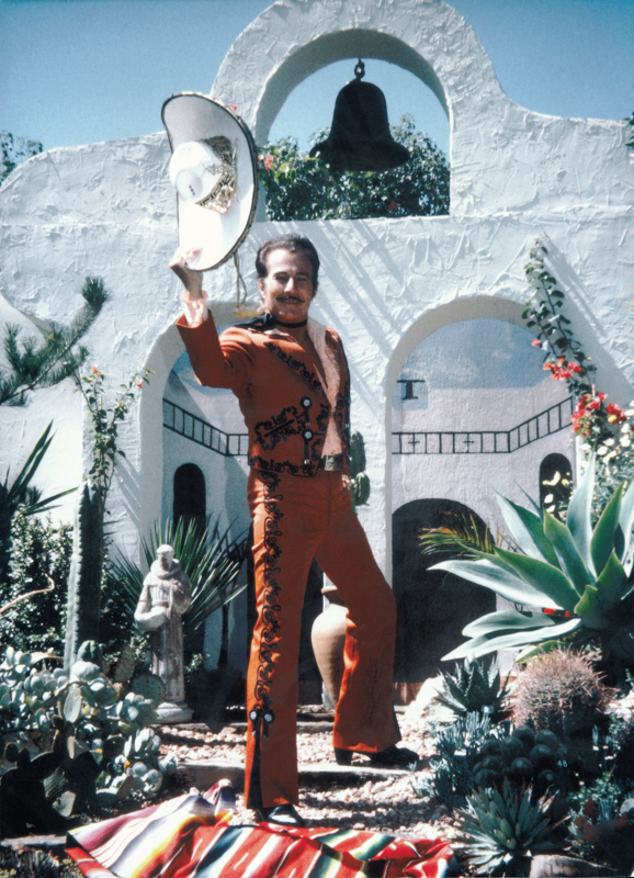 Tom Hernández - Aislados libro